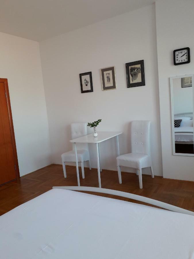 Apartman Dunja NS 2 Novi Sad Bagian luar foto