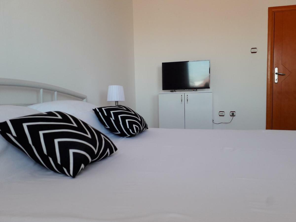 Apartman Dunja NS 2 Novi Sad Bagian luar foto